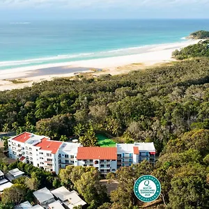 the-islander-holiday-resort.queenslandhotels.net/
